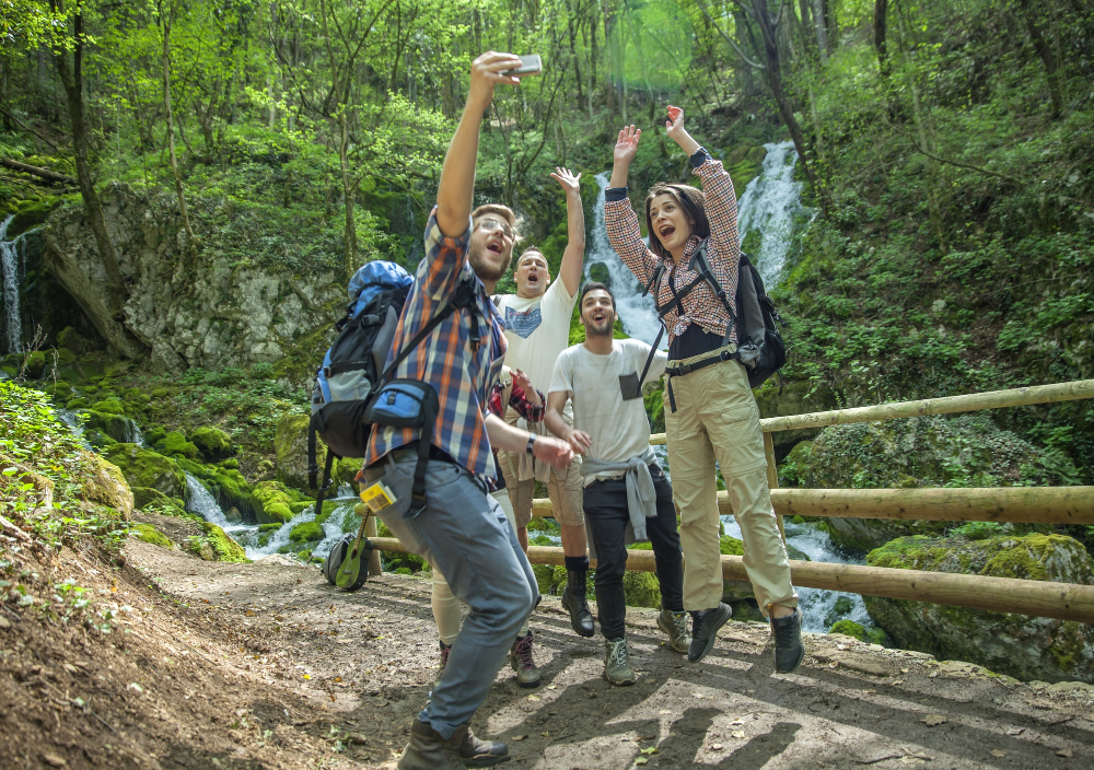 Mussoorie & Dhanaulti Tour